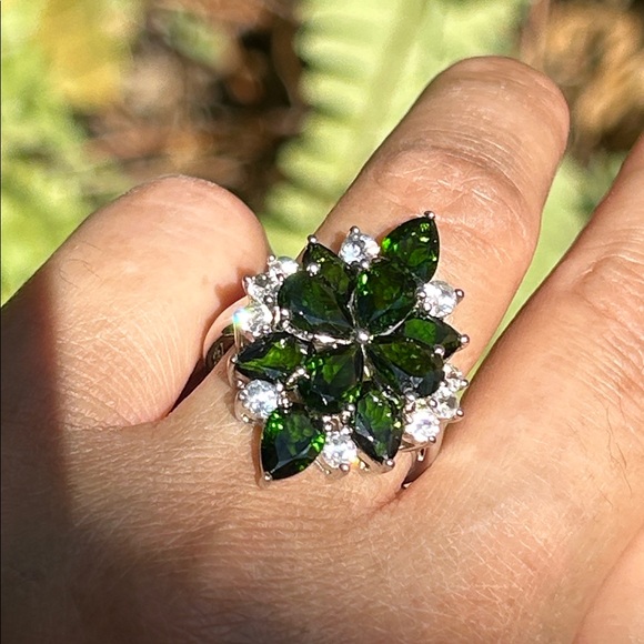 Sterling Silver Vibrant Green Chrome Diopside Floral Ring Size 10 - Picture 13 of 14